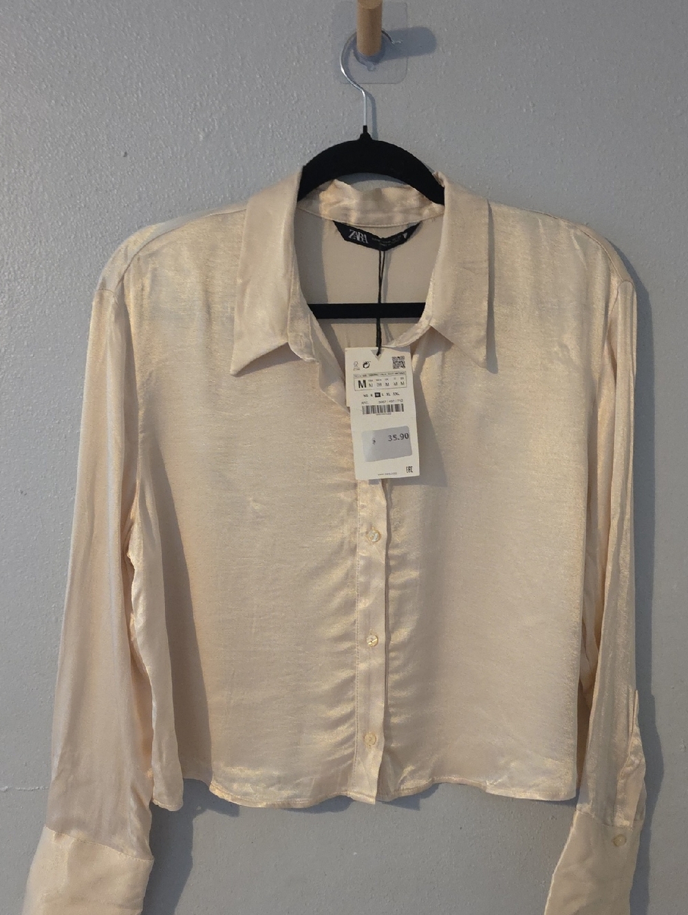 Zara Cream Satin Long Sleeve Button-Up Blouse Size Medium